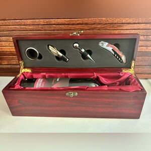 Luxury Wine Gift Set with Accessories
 (Wine not included)